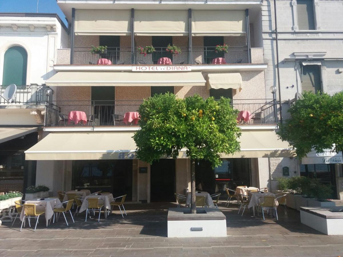 Hotel Diana Gardone Riviera Exterior foto